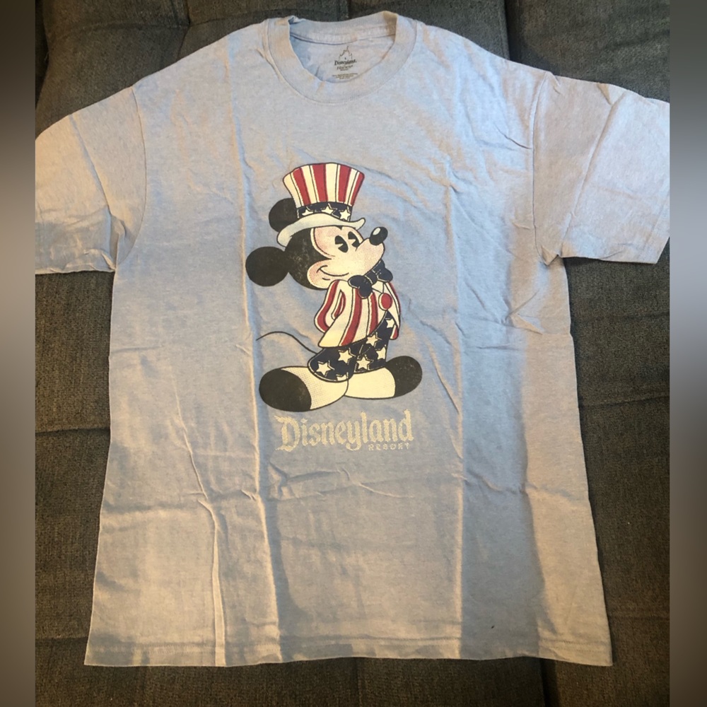 Disney Mickey Mouse 4th of July, size Large